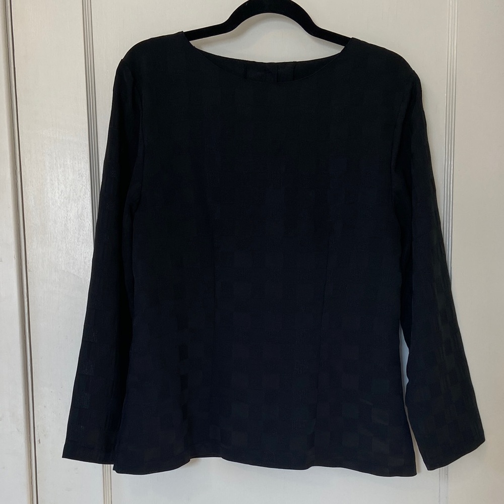 Vintage Passports of Pier 1 Imports Black Women's Blouse - buttons down back